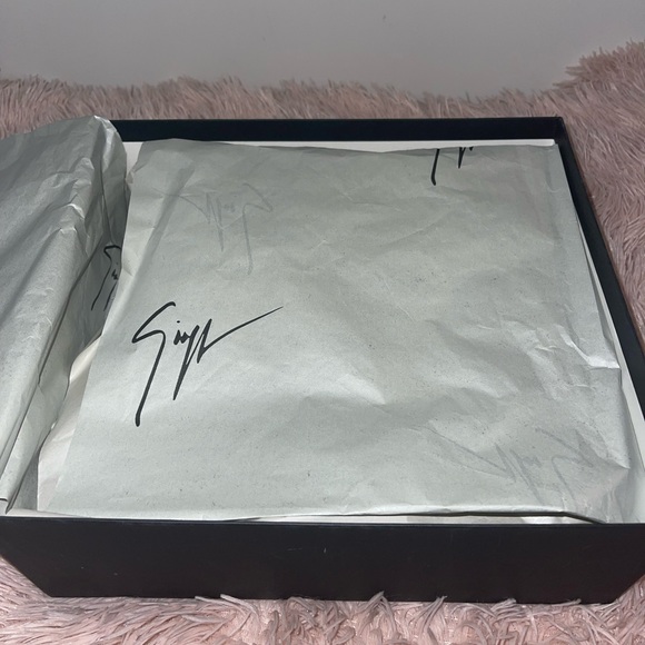 Giuseppe Zanotti sandals - Picture 7 of 9